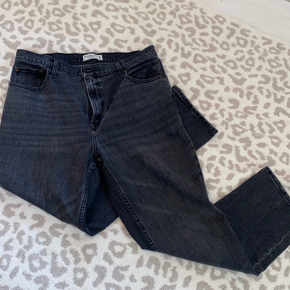 Abercrombie & Fitch the 90s straight ultra high-rise Jean
